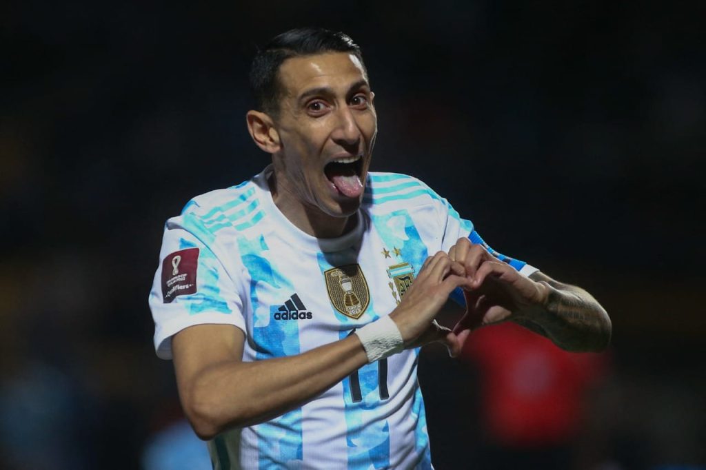 Argentina se quedó con el clásico de La Plata